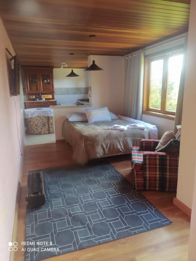 Loft Aconchegante - Vista Para As Montanhas กังโปสดูจอร์เดา ภายนอก รูปภาพ